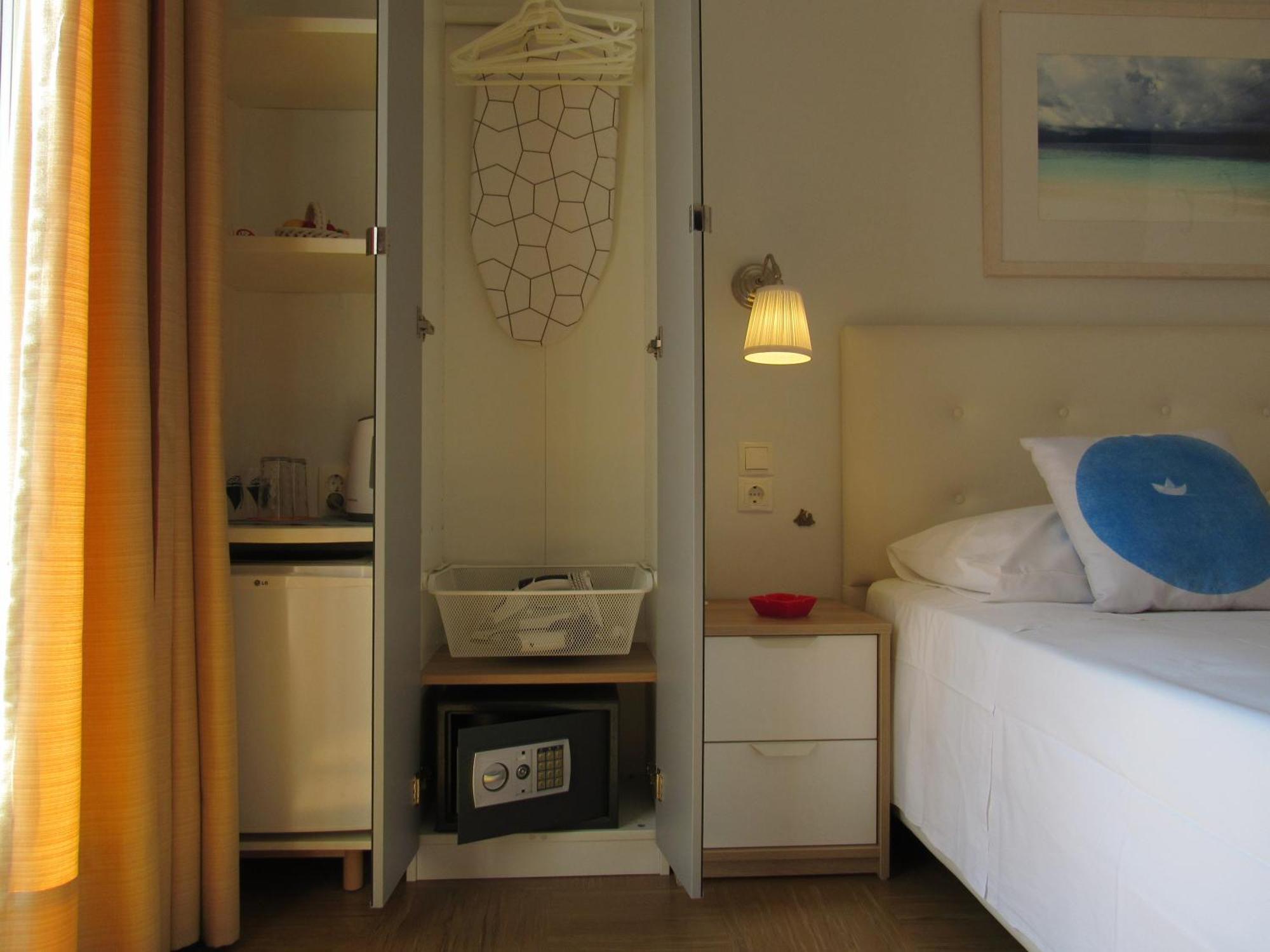 Alexandris Hotel Spetses Town Bilik gambar